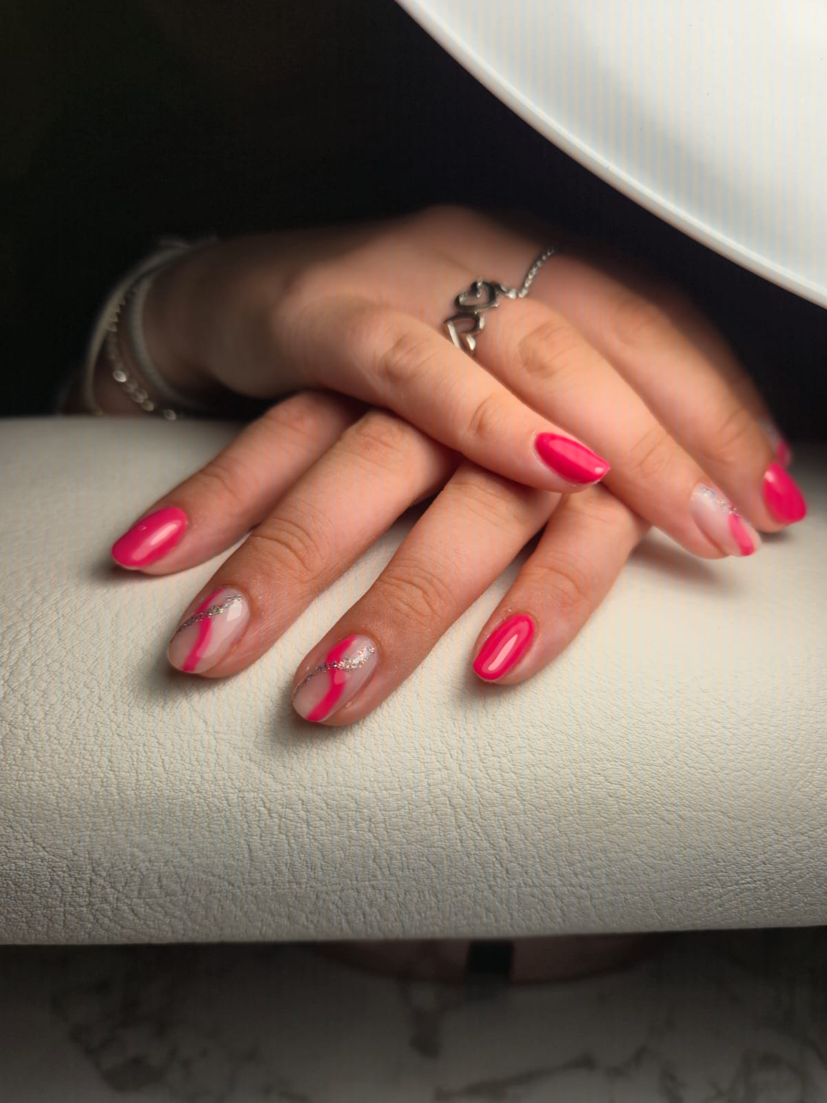 Nailart met roze golven